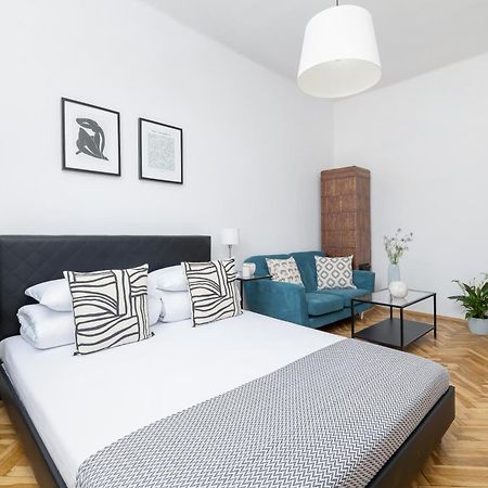 1-Bedroom Apartment - Dluga 65 Street Krasków Εξωτερικό φωτογραφία